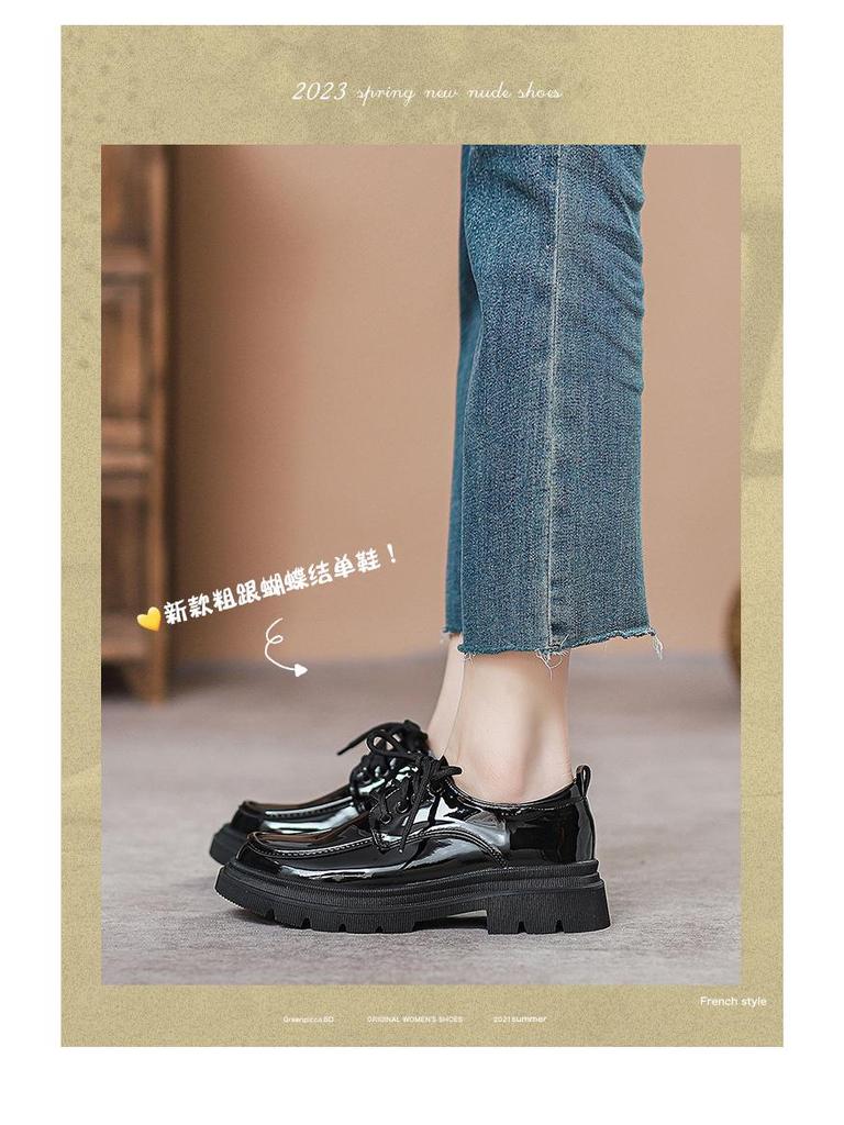 Women's Black Matte Lace-Up Shoes with Thick Soles, Height-Enhancing, British Style, New for Spring and Autumn 2024.
