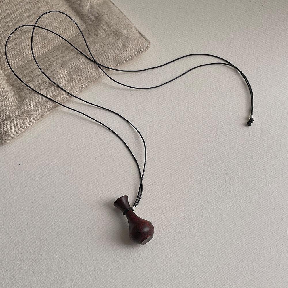 Retro Ebony Rosewood Vase Gourd Pendant Black Adjustable Leather Rope Necklace for Women Men Clothes Collar Chain Jewelry Gifts
