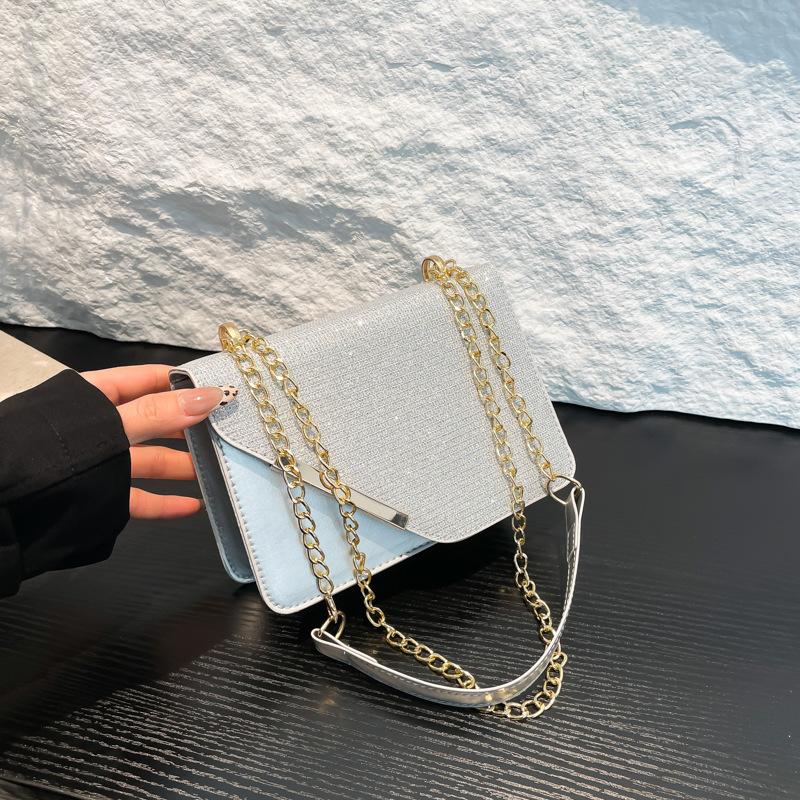 Foreign Style Winter Fashion Popular Chain New Shoulder Bag Women's Light Luxury Commuting Versatile Simple Messenger Bag