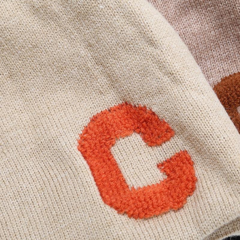 Autumn and winter big head circumference C letter loose knitted stacking hat women's trend ear protection headgear men's blue cold hat