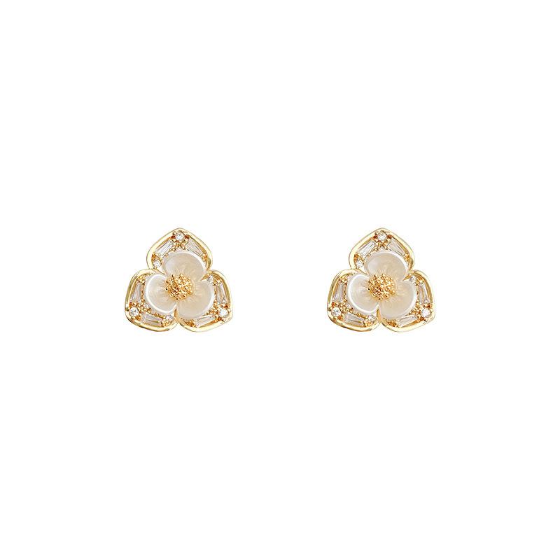 Silver needle super fairy fritillary flower stud earrings women's high sense niche micro zircon earrings Internet celebrity same earrings