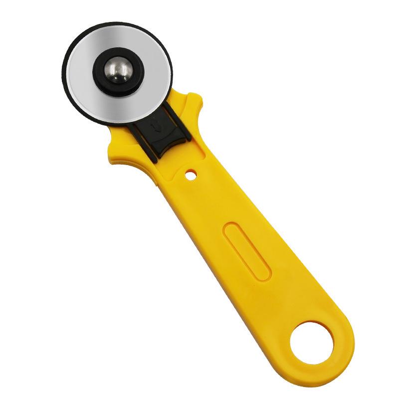 28mm Rotary Fabric Cutter with 45mm Blade for Patchwork Tasks