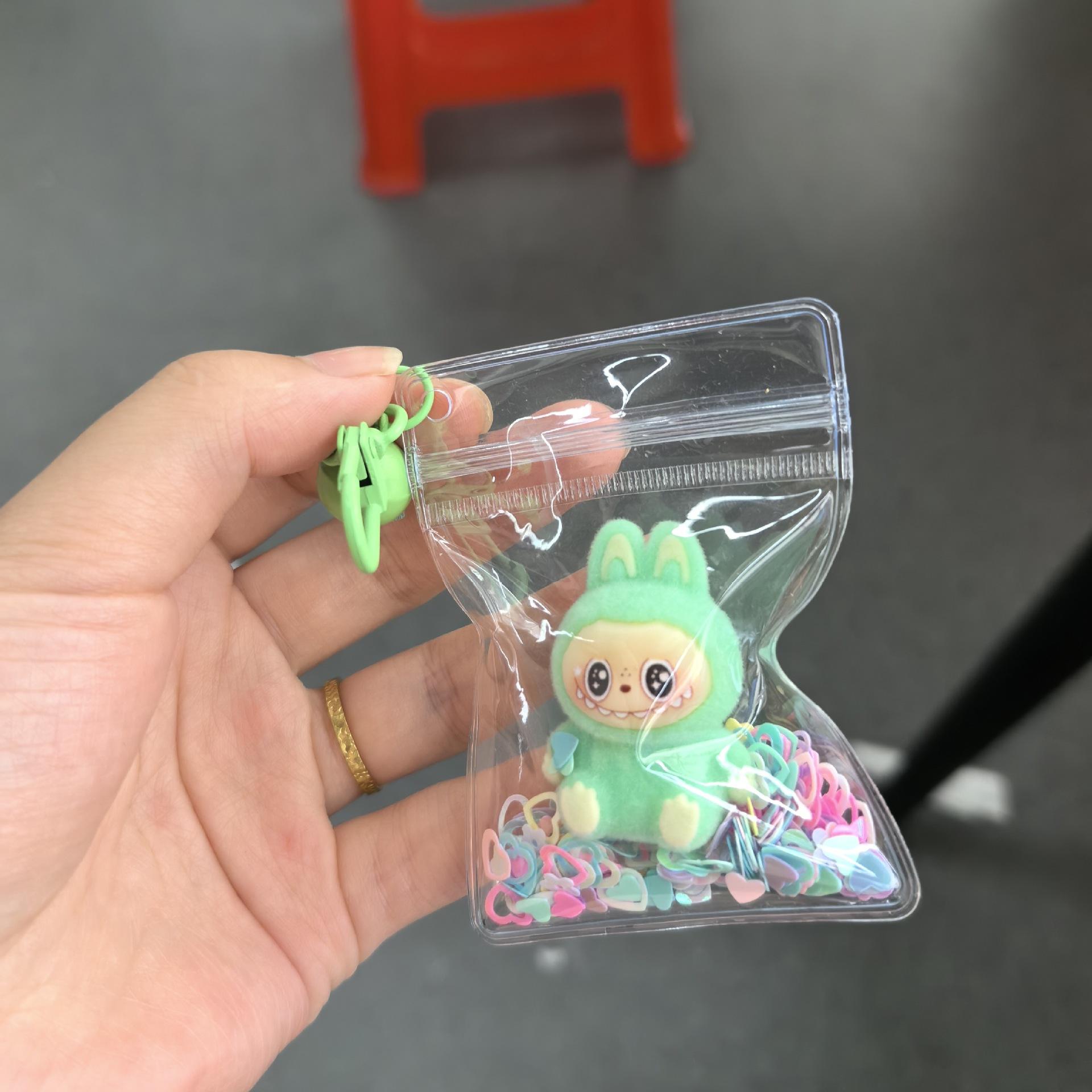 

1 Labubu Bunny Keychain, Small Figurine, Bag Decoration, Creative Pocket Pendant