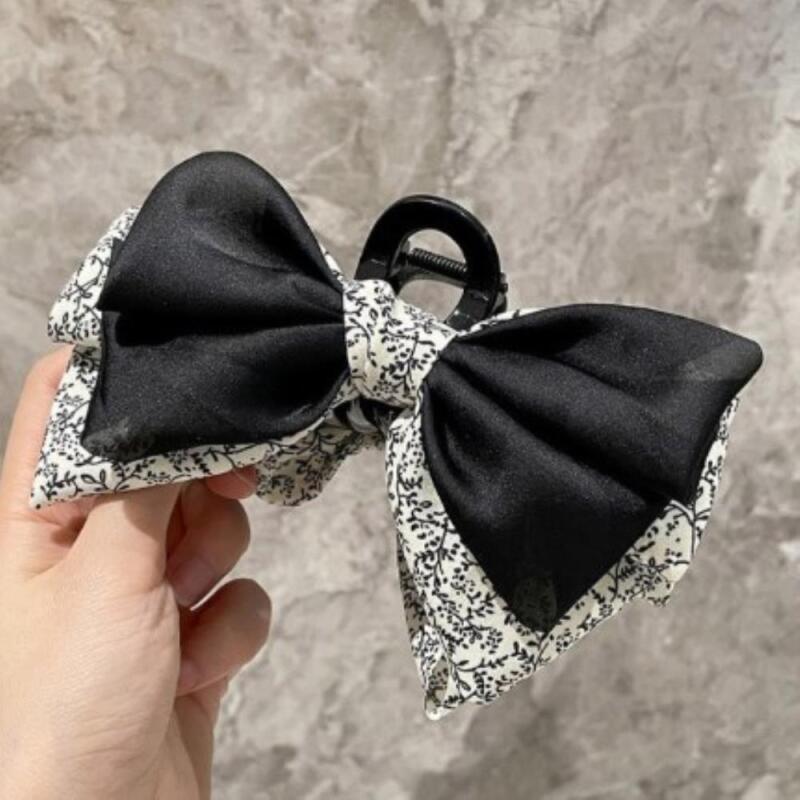 Women s cute contrast hairpin