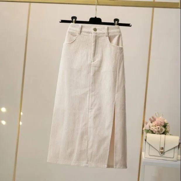 Women's Corduroy Bodycon Skirt Retro High-waisted Side-slit A-line Skirt Chic Casual Winter Preppy Office Commuter Outfit