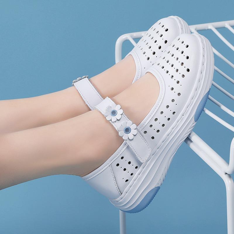 New Nurse Shoes for Women Soft Soles Breathable Comfortable Anti-slip and Versatile