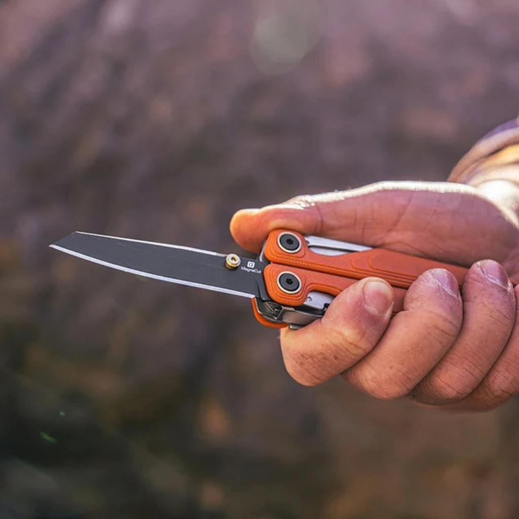 LEATHERMAN Wave Alpha MagnaCut Blade Multi-Tool Green G10 Handle Outdoor 25-Year Warranty