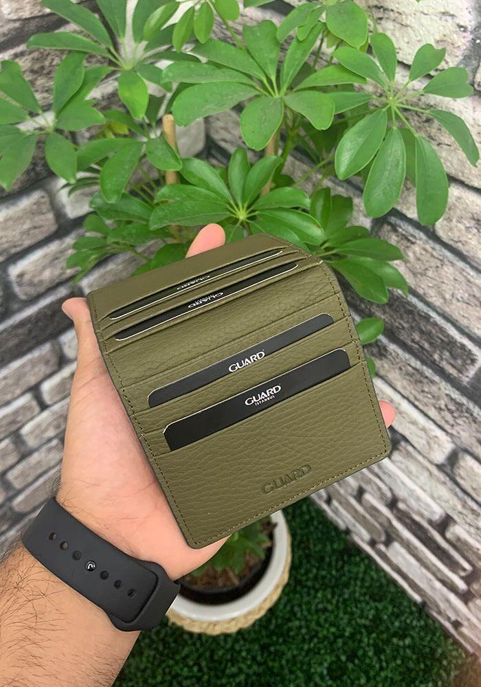 

Guard Khaki Green Placket Design Leather Card Holder