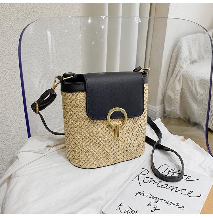 

Жіноча сумка 2024 Нова солом яна сумка-замок Повсякденна проста портативна сумка-відро Темперамент Проста сумка через плече чорний