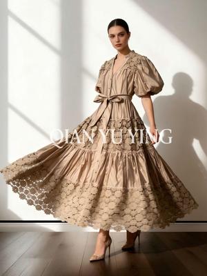 Elegant 2026 French Lace Crochet Patchwork Waist-Cinching Tie Court Style Dress