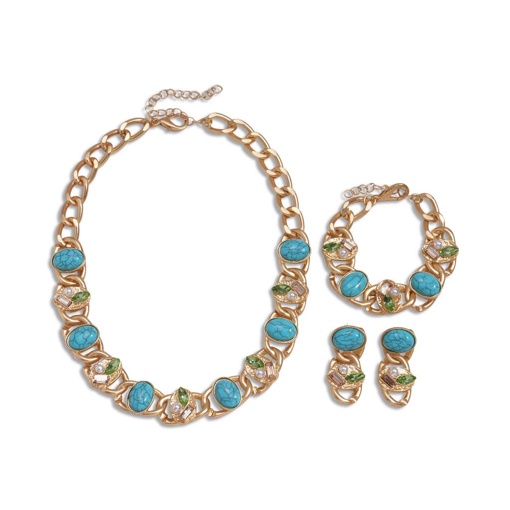 მოდური სამკაული ქალის კომპლექტისთვის