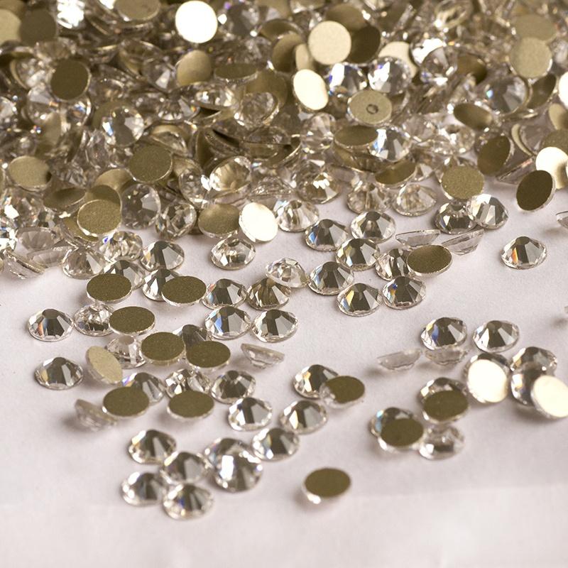 YANRUO Superior Quality Non Hotfix Glass Rhinestones Flatback Rhinestone  for Nails and Garment