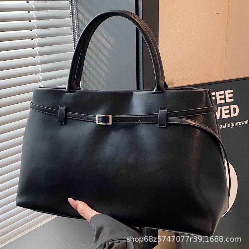 2025 Winter New Korean Version Trendy Large-capacity Hand-held Fashion Casual Tote Bag Shoulder Bag Feeling Large Bag Armpit Bag