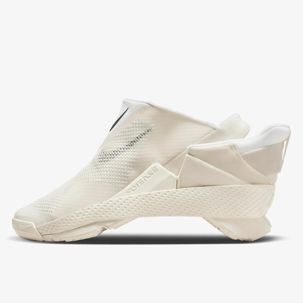 Nike Go FlyEase W Pale Size Sneakers, Ivory/Platinum Tint/Black, DR5540-105, 23.5cm (Japan)