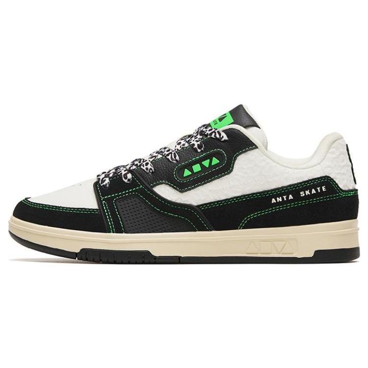 (WMNS) ANTA A-Shock Low  Black White Green  Women s 122248090S-1 EU 35.5