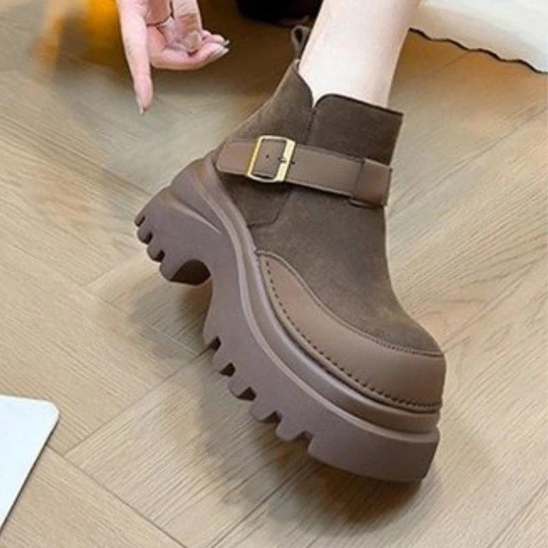 Nové dámské kotníkové boty na platformě s vysokým podpatkem, boty Chelsea, trendy sportovní krátké boty s přezkou, semišové boty Mujer Snow Botas