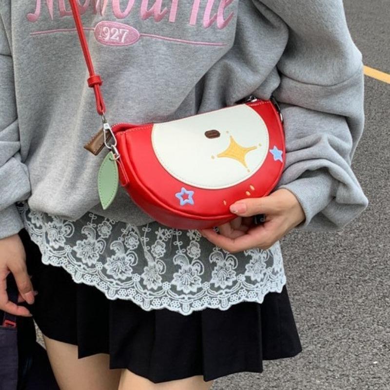 Cute cartoon messenger bag girl going out shoulder bag new travel light going out saddle bag mobile phone bag