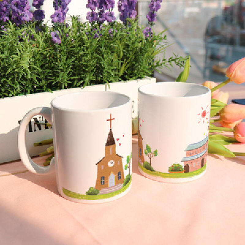 cg920-design mug 2p-street with church