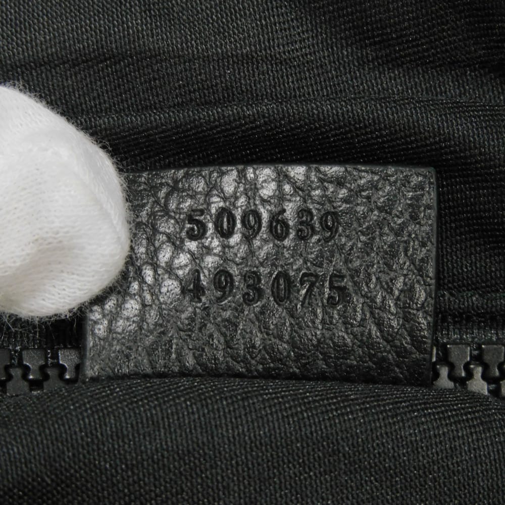 Used 9539 GG Nylon Messenger Bag 509639 7921 Crossbody Logo Embossed Black Men's from Japan AUTHENTIC