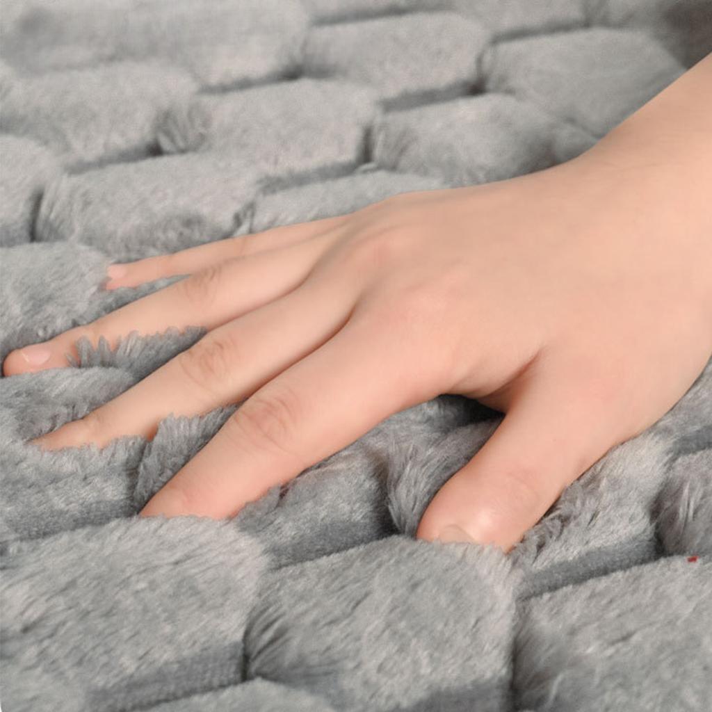 Badezimmer-Antirutschmatte für zu Hause, verdickte fächerförmige weiche Matte, WC-Plüschmatte, Duschraum-Türvorleger, Eingangsvorleger