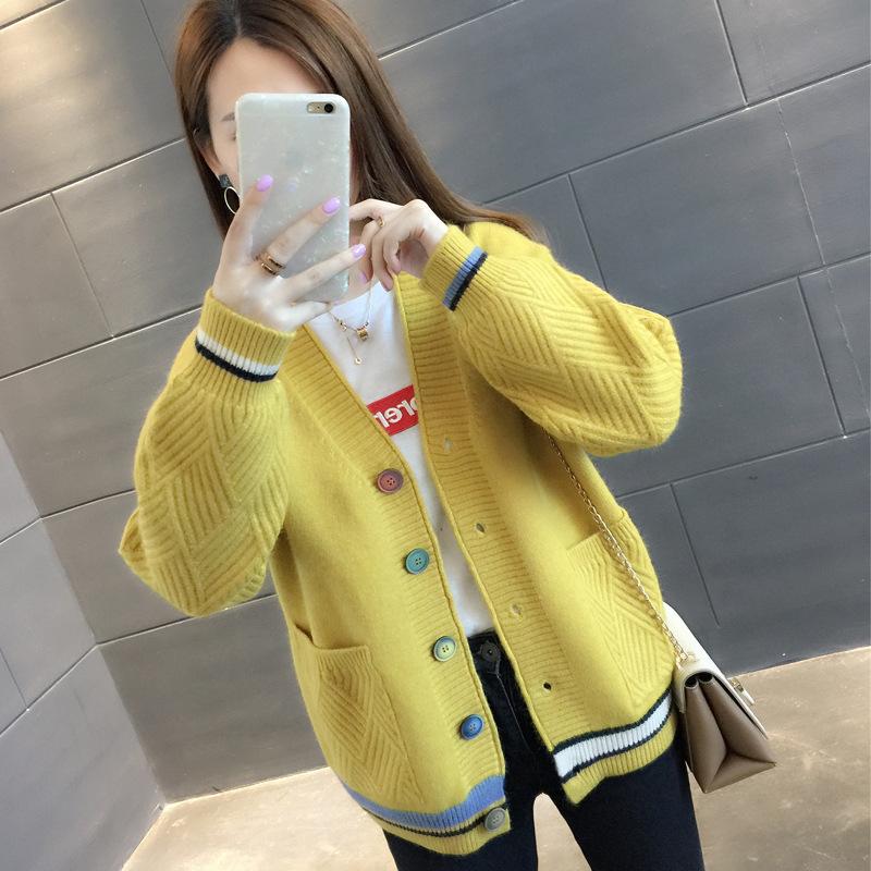 College style pocket sweater jacket women's color buckle striped design contrasting color V-neck long-sleeved outer knitted cardigan