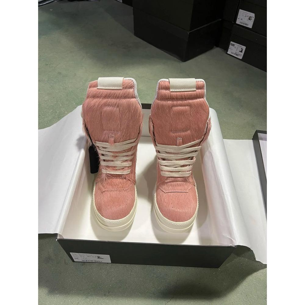 

Брендовая женская обувь розовые пушистые кроссовки мужская обувь кроссовки хайтопы качество конский волос натуральная кожа модный дизайнер ботильоны до щиколотки 37 розовый