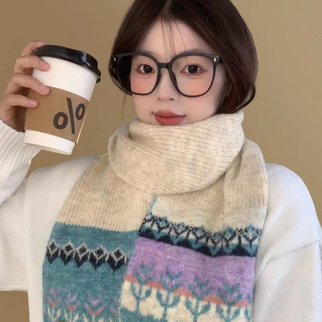 Winter Blended Knitted Scarf Women's Fair Island Style Jacquard Coffee Color Korean Atmosphere Warm Wool Scarf