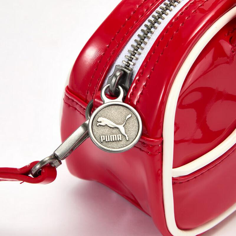 PUMA Women's Versatile Shoulder Bag