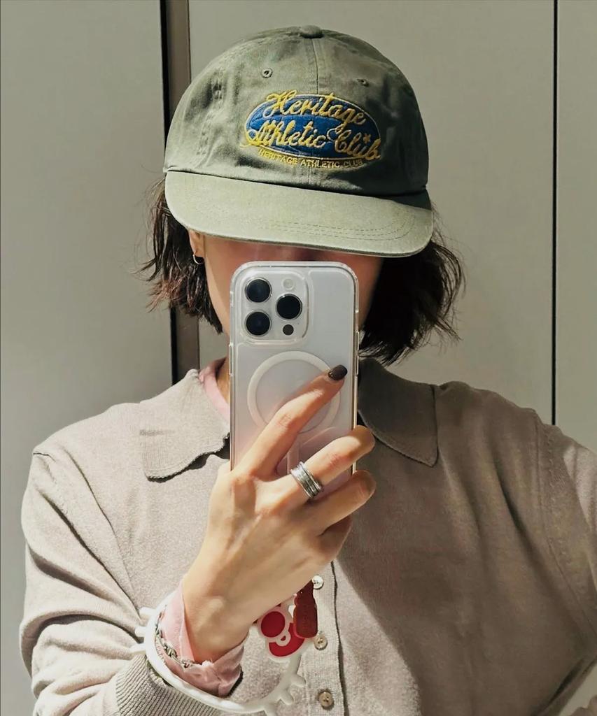 Yunibeoseugameonteu Universe Signed Long Bill Washed Cap_Olive