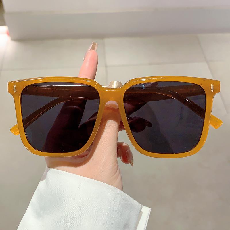 KAMMPT Vintage Square Sunglasses Oversized Korean Style Women Shades Trendy Fashion Luxury Eyewear