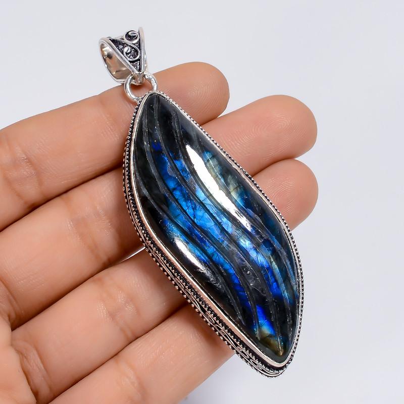 

old-Plated Bar Pendant for Girlfriend with Adjustable Fit and Sleek Design 7-8