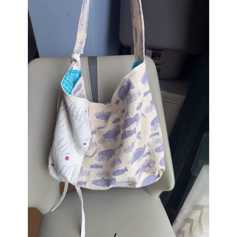 

Retro floral canvas bag small fresh literary temperament taro purple cedar small fish printing splicing canvas bag shoulder