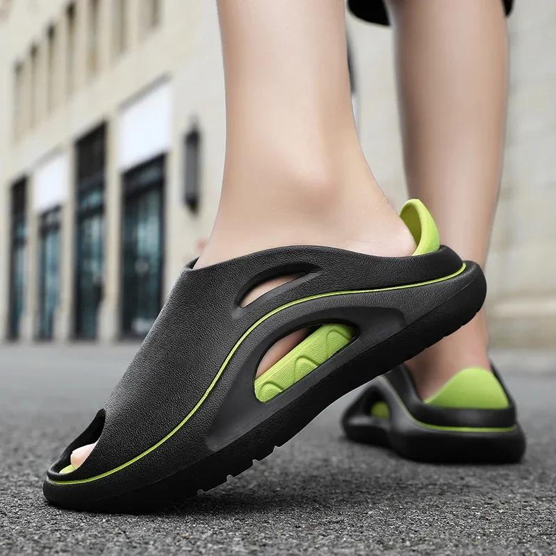 Men's Slippers 2025 New Outdoor Indoor Beach Sandals Thick Soft Sole Slides Men Flip-flops Couple Slippers Men Casual Shoes