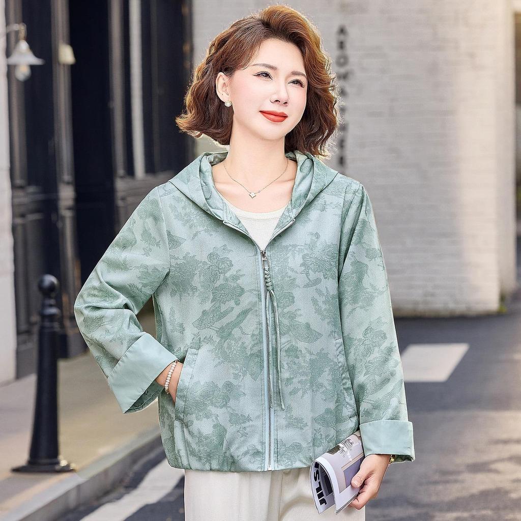 Hooded Spring Jacket for Women 40-60: Plus Size, Stylish & Comfortable for Middle-Aged & Elderly.