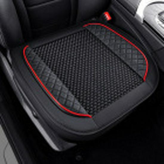 Universal Autositzkissen aus Leder, atmungsaktiv und mit Rundum-Design für alle Jahreszeiten.