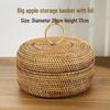 Rund Förvaringskorg i Flätad Rotting med Lock