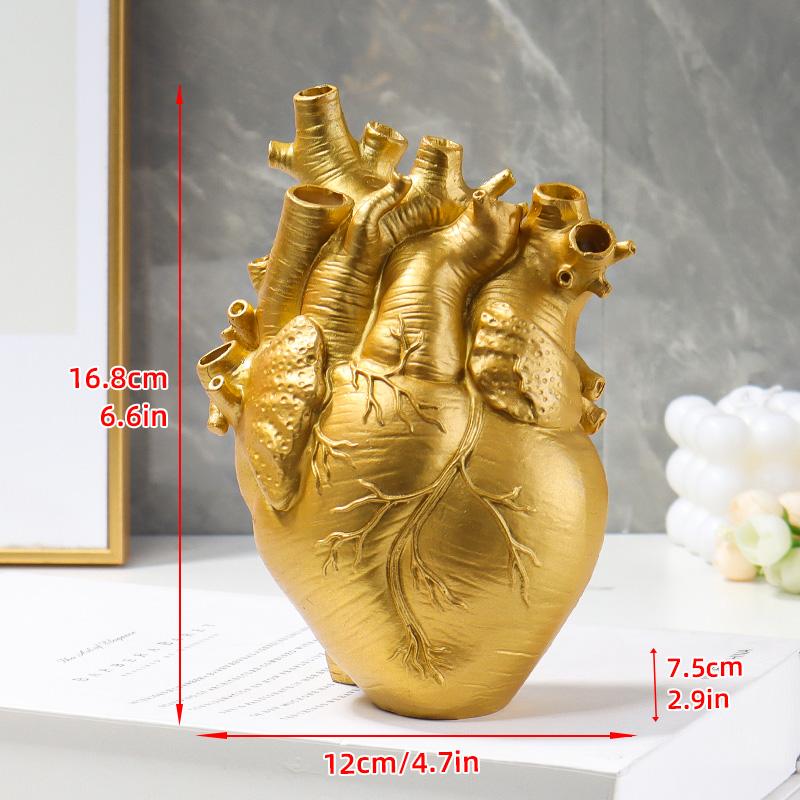 Creative Heart-Shaped Vase Sculpture, Perfect for Displaying Bouquets or Dried Flowers, Stylish Tabletop Decoration Ornament