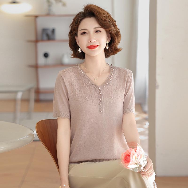 Women's Summer Ice Silk Short-Sleeve Age-Defying Top, Lightweight Knit T-Shirt for Middle-Aged and Elderly.