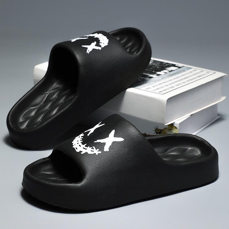 

Новые уличные крутые тапочки мужские летние домашние сезонные ванные для ванной ева домашние комнатные тапочки женские 44-45 [Standard Code]