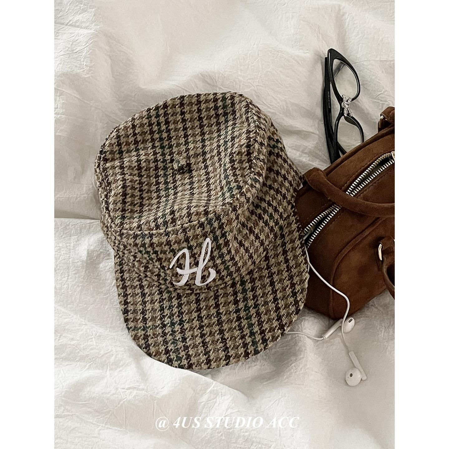 

Early Autumn New Style Flat Top Hat for Women Retro Casual All Match Duck Bill Hat Letter Embroidery Flat Brimmed Baseball Cap for Men M（56-59cm）