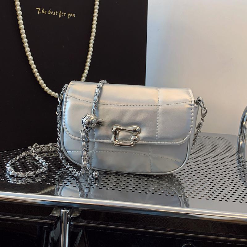 Silver Bag Women's New Trendy Niche Design Chain Underarm Shoulder Bag Premium Texture Messenger Bag Women