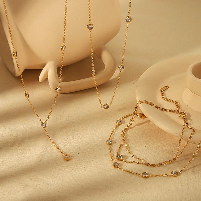 Geometric Necklace With Diamonds In 18k Gold For Women Fashion Accessory