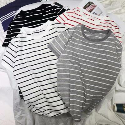 Koreański Męski T-shirt z Krótkim Rękawem w Paski Slim Fit z Okrągłym Dekoltem