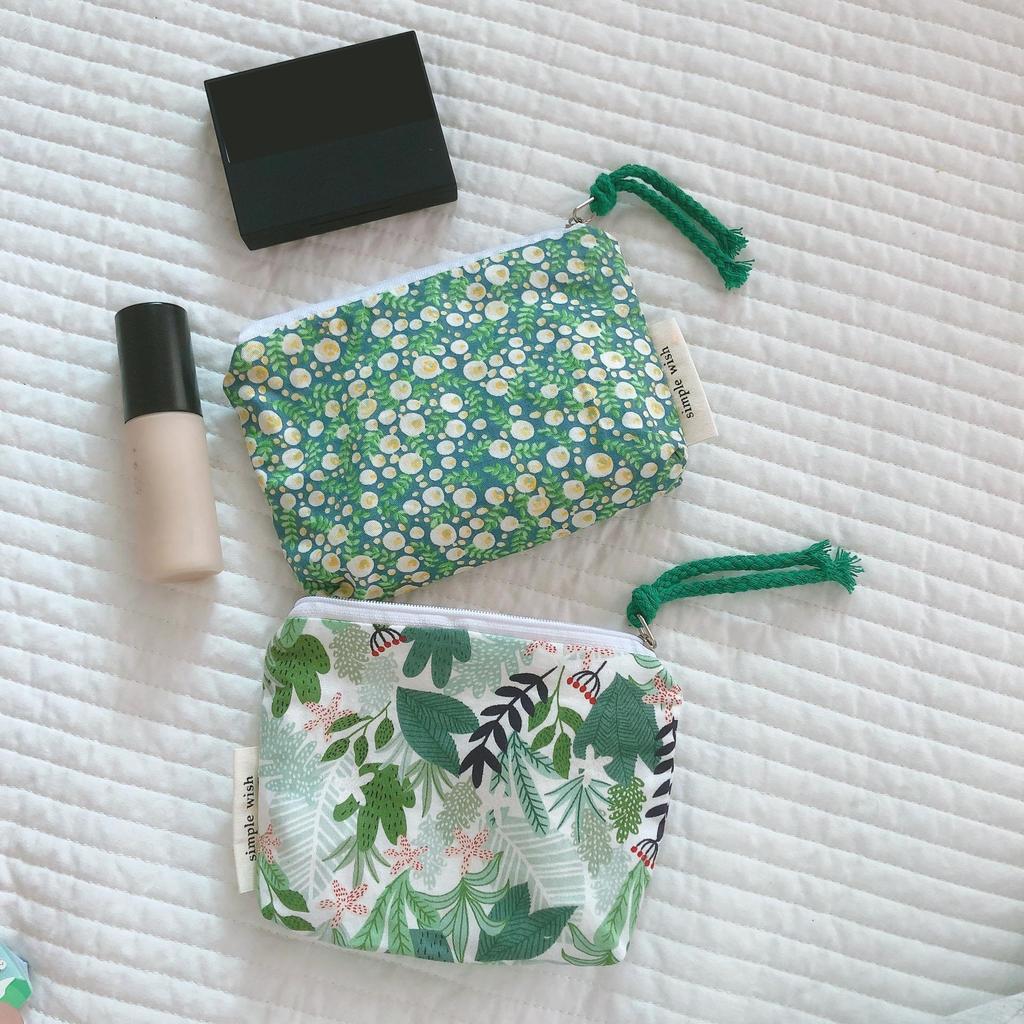 Girl Flower Printed Cosmetic Bag Women Lipstick Make Up Bags Cute Zipper Small Napkin Sanitary Pad Towel Pouches Cosmetic Storage Bag