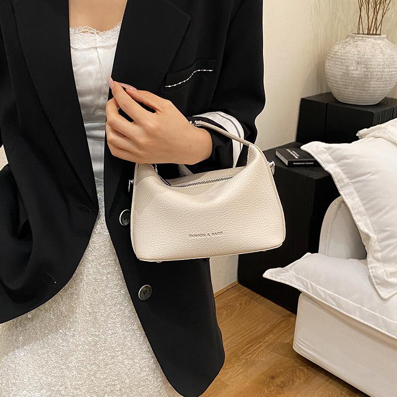 Stylish Lunch Box Bag Casual and Retro Single-shoulder Crossbody Small Square Bag