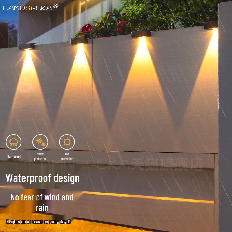 Solar Courtyard & Balcony Atmosphere Wall Spotlight