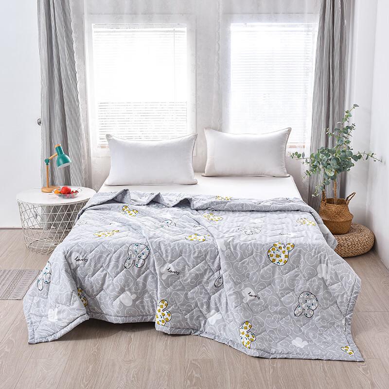 

Jasmine Fragrance Floral Summer Quilt