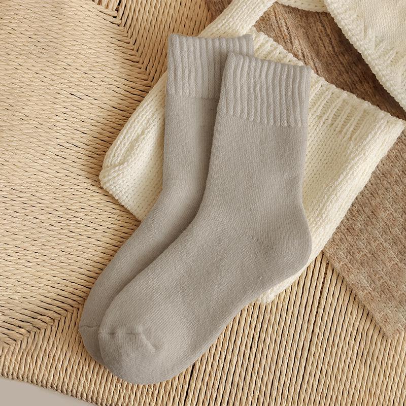 Chaussettes d'hiver chaudes épaissies pour femme - Polyvalentes, Anti-froid, Indispensables Automne/Hiver