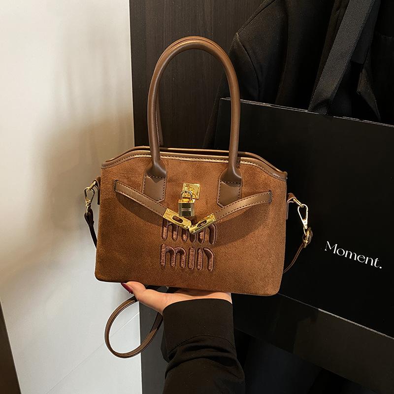 

Vintage Qianxi Wind Tote Bag 2025 New Handbag Fashion Leopard Print Shoulder Bag Embroidered Alphabet Messenger Bag Women