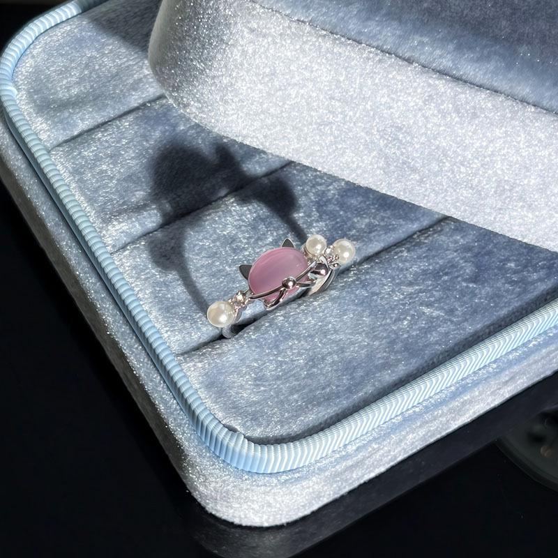 Exquisite Y2K Pink Cat Eye Stone Ring: Stylish, Sweet, and Fashionable Finger Accessory for Women